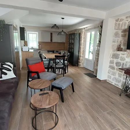 Stone House Meter, Imotski Holiday home Donji Prolozac